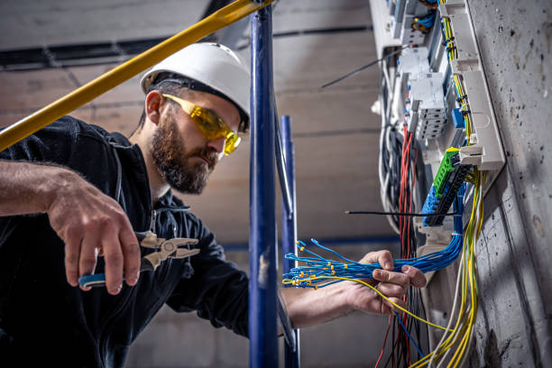 Best Emergency Electrician Near Me  in Chickasaw, AL